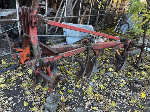 Háromfejes ágyeke előhántóval eladó Háromfejes ágyeke előhántóval eladó