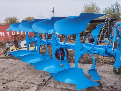 LEMKEN OPAL 140, 4 FEJES VÁLTVAFORGATÓ EKE ÚJ KOPÓALKATRÉSZEKKEL LEMKEN OPAL 140, 4 FEJES VÁLTVAFORGATÓ EKE ÚJ KOPÓALKATRÉSZEKKEL