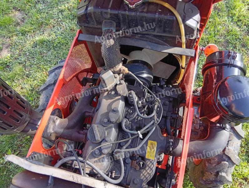 Kubota B7001 traktor eladó