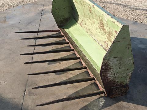 Euros trágyavilla eladó