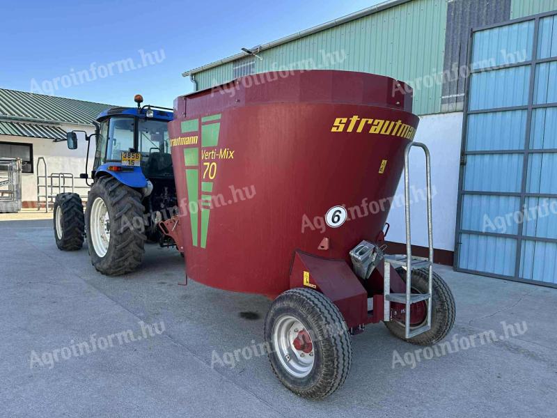 Eladó STRAUTMANN Verti-Mix 70 takarmánykeverő és kiosztó kiváló állapotban