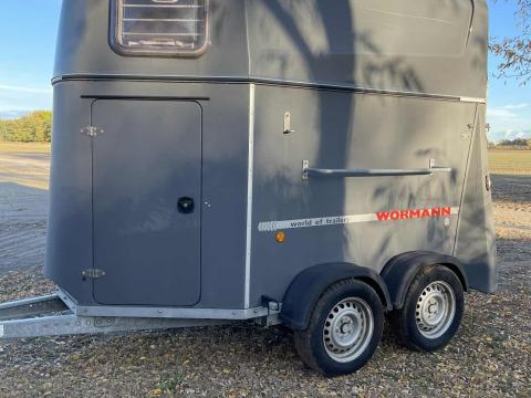 Wörmann lószállító eladó újszerű állapotban Wörmann lószállító eladó újszerű állapotban