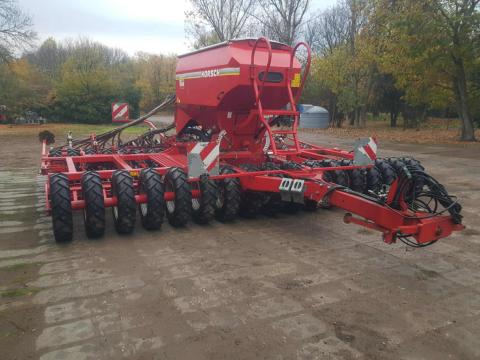 Horsch Pronto 6DC eladó, 6 méteres gabonavetőgép, kiváló állapotban Horsch Pronto 6DC eladó, 6 méteres gabonavetőgép, kiváló állapotban