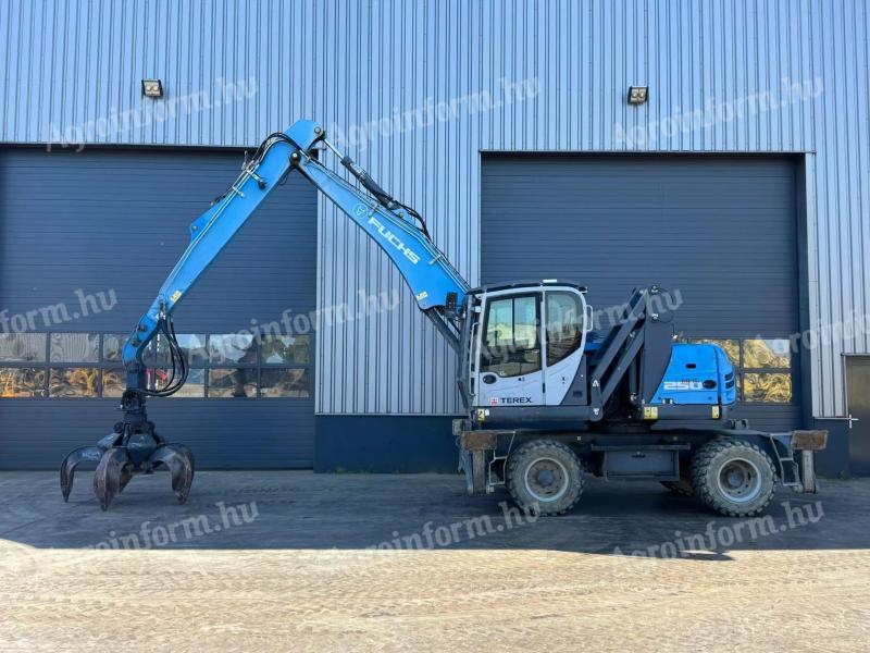 Fuchs MHL 250 E / 2015 / 5464 üzemóra / Lízing 20%-tól