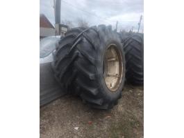 18.4 R34 Taurus gumiabroncs eladó