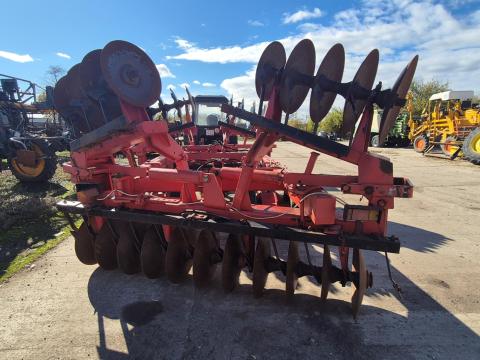 Kühne KNT 770 5,2 m-es nehéztárcsa eladó Kühne KNT 770 5,2 m-es nehéztárcsa eladó