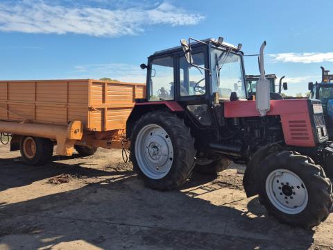 MTZ 820-as traktor érvényes műszakival eladó MTZ 820-as traktor érvényes műszakival eladó