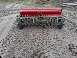 Nodet 3 méteres tolókerekes kanalas vetőgép