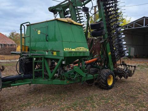 John Deere 740 A