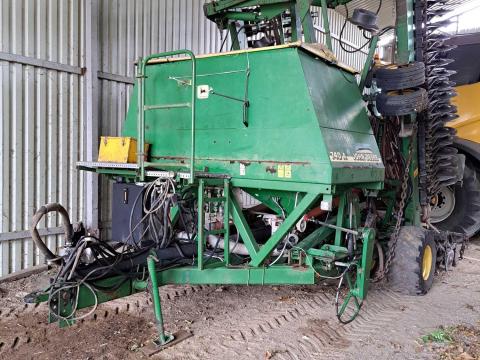 John Deere 740 A 9m John Deere 740 A 9m