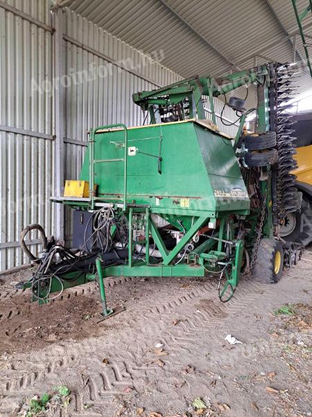John Deere 740 A 9m