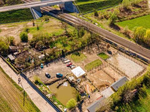 Eladó 4296 m² Gksz-Sz1/Ev ipari telek Budapest XVII. kerület határán Pécelen