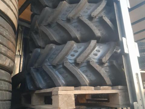 280/85R20 (11.2R20) BKT új gumi eladó MTZ-hez 280/85R20 (11.2R20) BKT új gumi eladó MTZ-hez