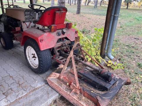 Gutbrod kistraktor eladó, 1.4 benzines, szárzúzóval és fülkével Gutbrod kistraktor eladó, 1.4 benzines, szárzúzóval és fülkével