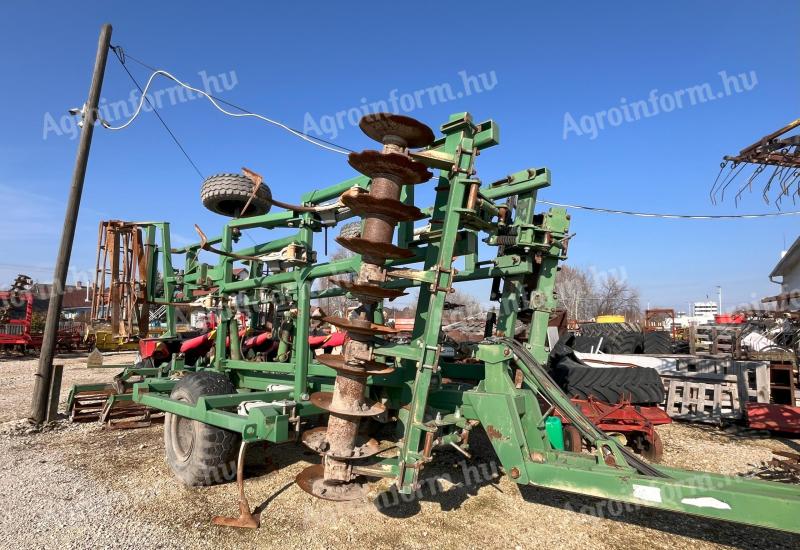 Komondor mulcs-kultivátor