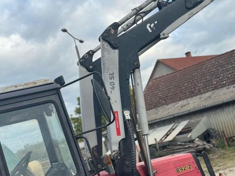 Homlokrakodó,Mtz Belarus ,Trac lift