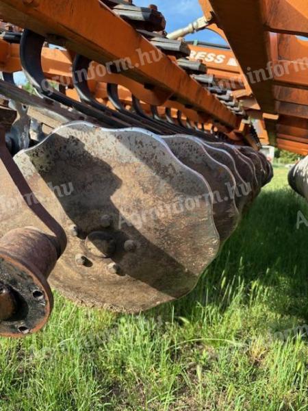 5 furatos tárcsalapok eladók