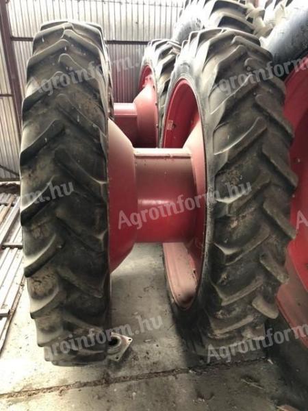 Fendt 936-hoz jó állapotú ikerkerekek eladók