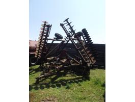 IH 9,8 m-es tárcsa eladó