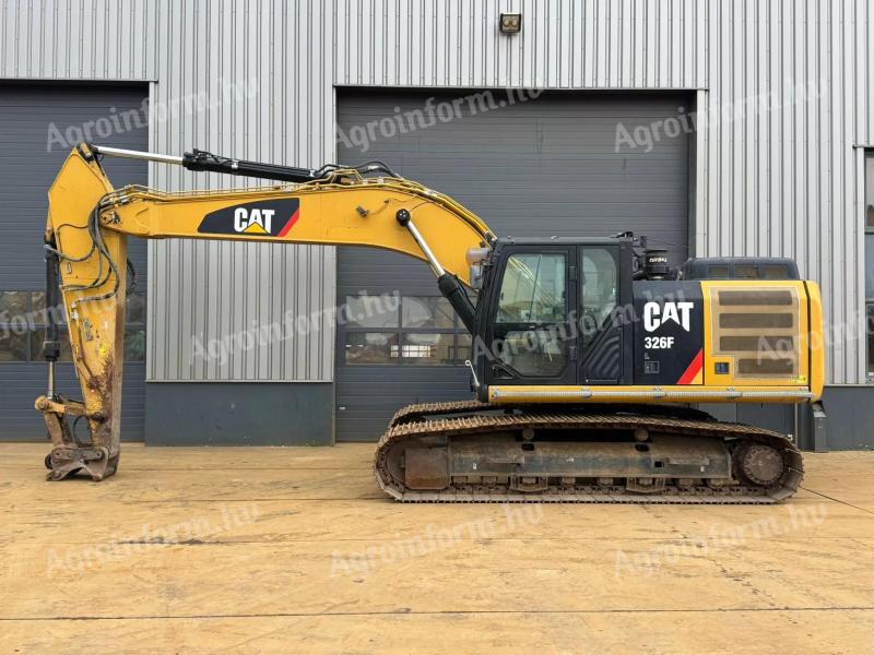 Caterpillar 326F L / 2019 / Lízing 20%-tól
