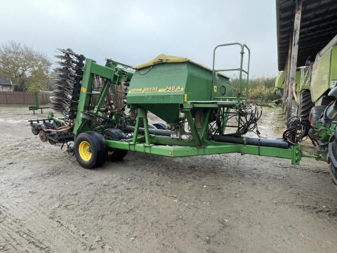 John deere 740a