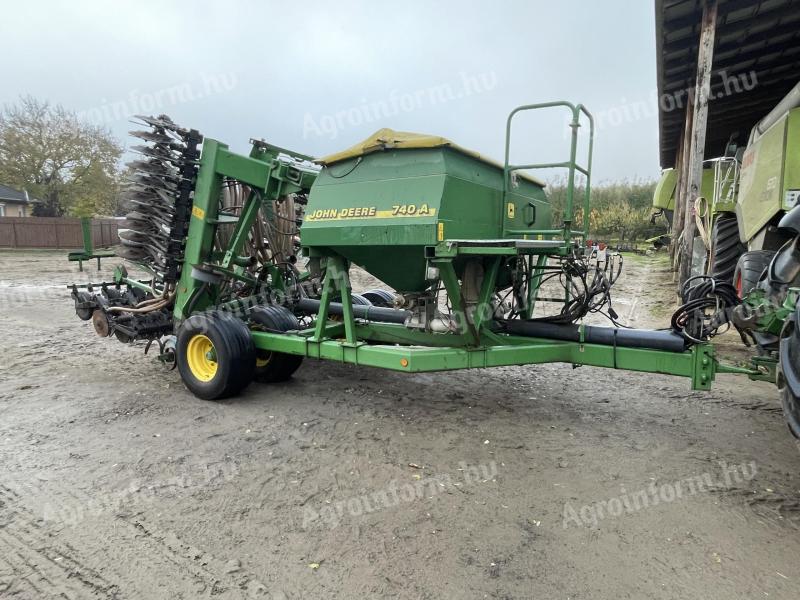 John deere 740a