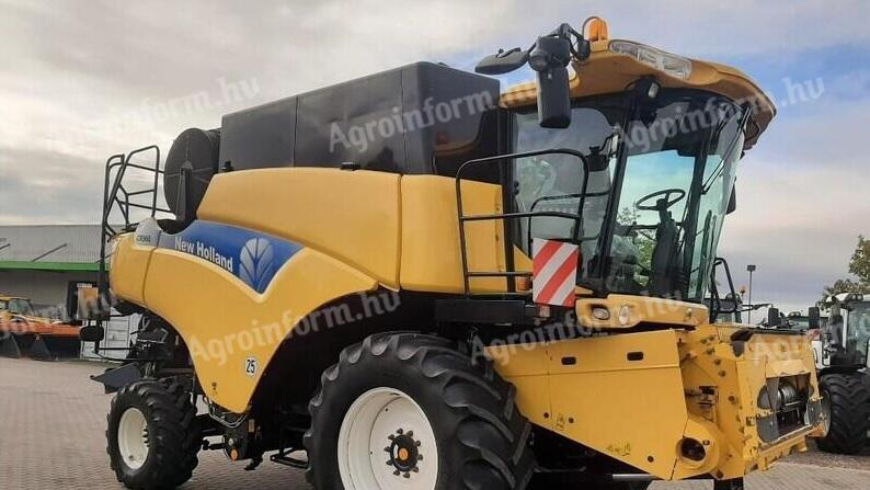 New Holland CR 960