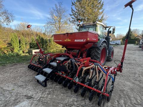 Mascar Montana 450-36 pneumatikus gabonavetőgép