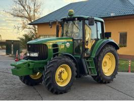 John Deere 6530