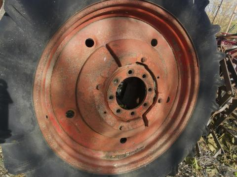 Mtz 50 hátsó kerék Mtz 50 hátsó kerék