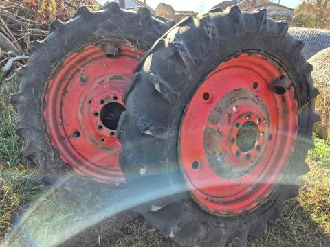 MTZ 50 (13,6x38) felni eladó MTZ 50 (13,6x38) felni eladó