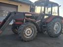 MTZ 952.3 traktor eladó jó állapotban, homlokrakodóval és bálatüskével
