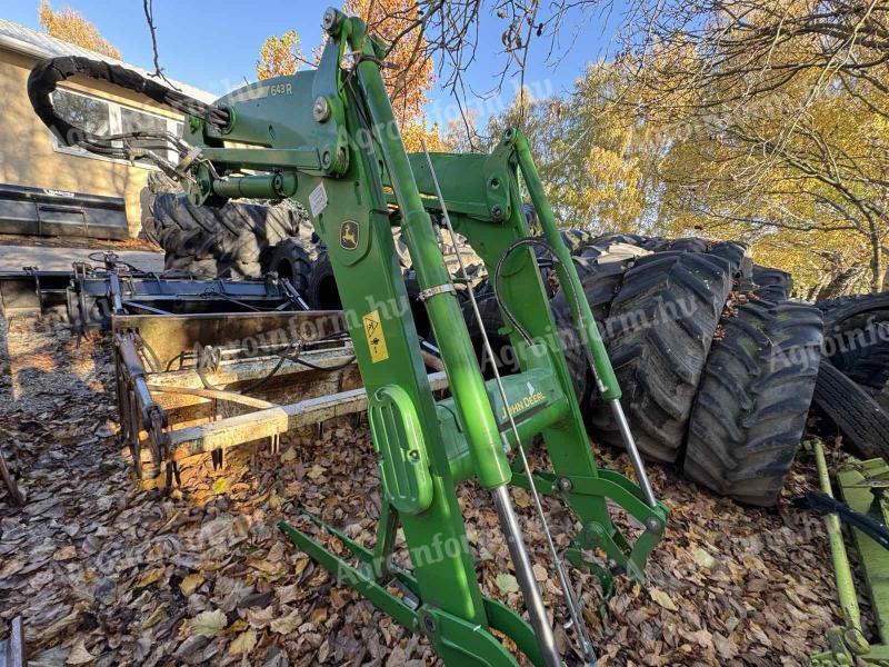 John Deere homlokrakodó