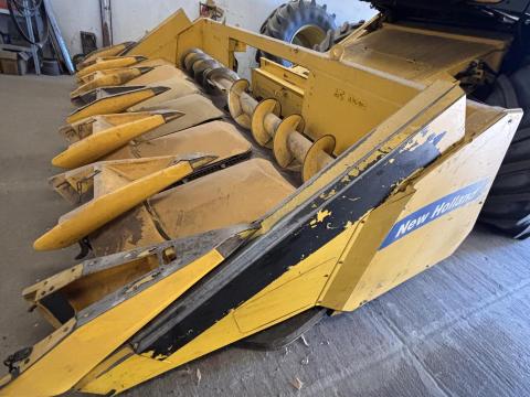 6 soros New Holland kukorica adapter eladó