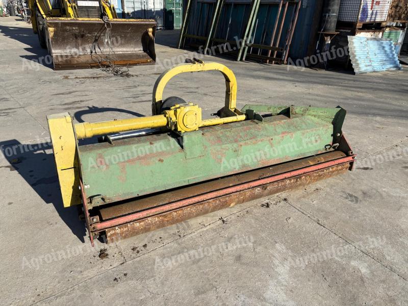 Mulcsozó szárzúzó