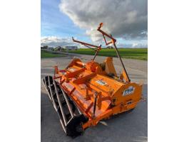 STRUIK 4RF315,  315-ÖS TALAJMARÓ,  BAKHÁTKÉSZÍTŐ