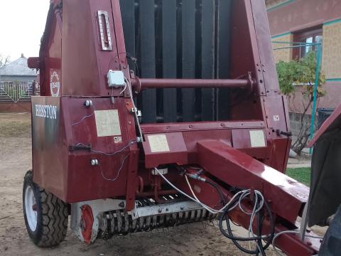 Hesston bálázó Hesston bálázó