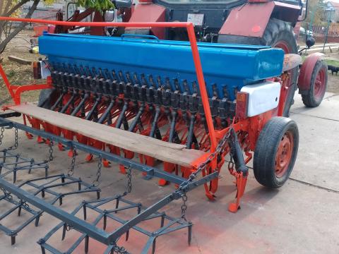 Isaria typ 6000 vetőgép Isaria typ 6000 vetőgép