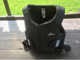 Női lovas mellény eladó