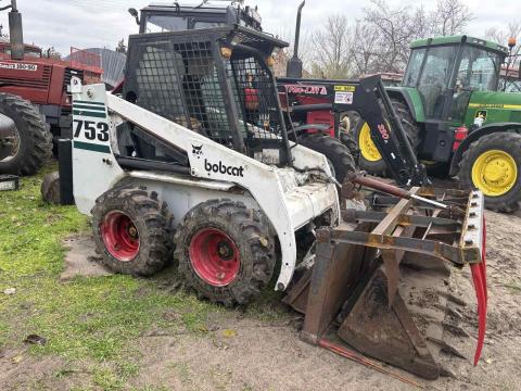 Bobcat 753 csúszókormányzású rakodó Bobcat 753 csúszókormányzású rakodó