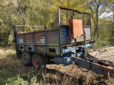 Trágyaszóró eladó Trágyaszóró eladó