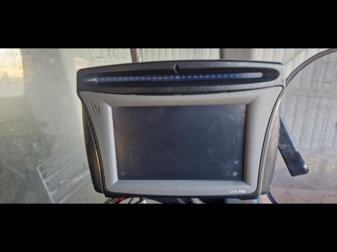 Trimble CFX-750 és Trimble FM 750 robotkormány rendszer eladó Trimble CFX-750 és Trimble FM 750 robotkormány rendszer eladó