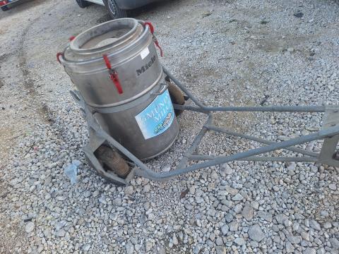 Tejtároló tartály 120 liter, rozsdamentes duplafalú Tejtároló tartály 120 liter, rozsdamentes duplafalú