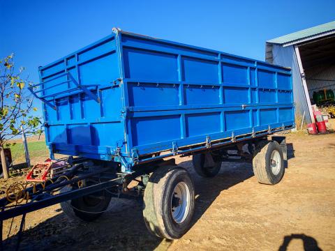 HW-8011 pótkocsi eladó HW-8011 pótkocsi eladó