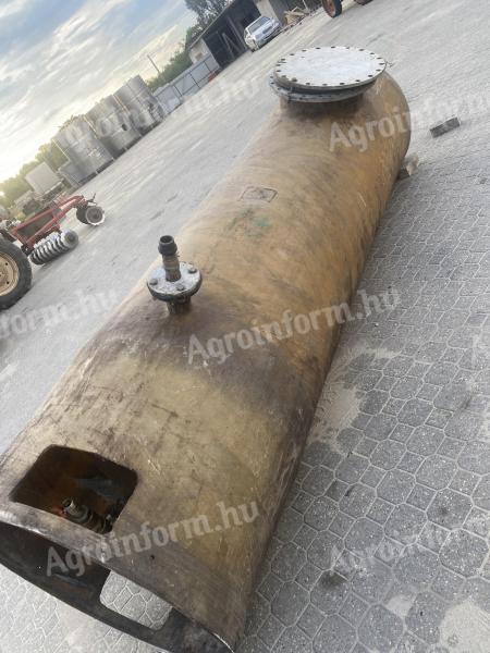 Tartály 27 hl víztározó