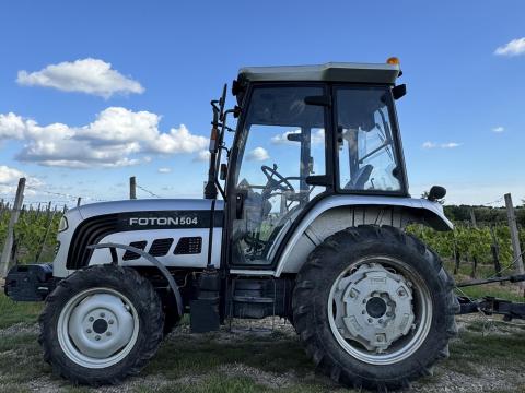 Foton 504 2017 eladó – 50 lóerős, klímás traktor kihasználatlanság miatt Foton 504 2017 eladó – 50 lóerős, klímás traktor kihasználatlanság miatt