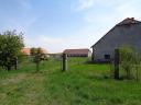 Tanya eladó