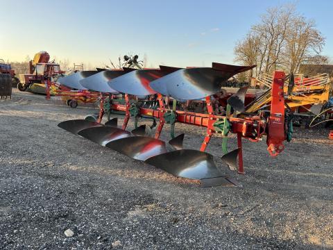 Kverneland VD 100, 4 fejes váltvaforgatós eke Kverneland VD 100, 4 fejes váltvaforgatós eke