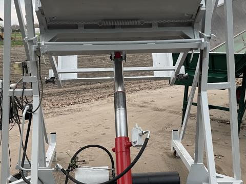 Háromfázisú konténer borigató eladó, azonnal munkára fogható Háromfázisú konténer borigató eladó, azonnal munkára fogható