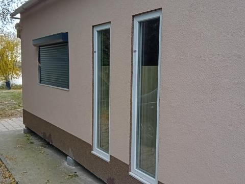 Vízparti ház 3000 nm-es telekkel eladó Vízparti ház 3000 nm-es telekkel eladó